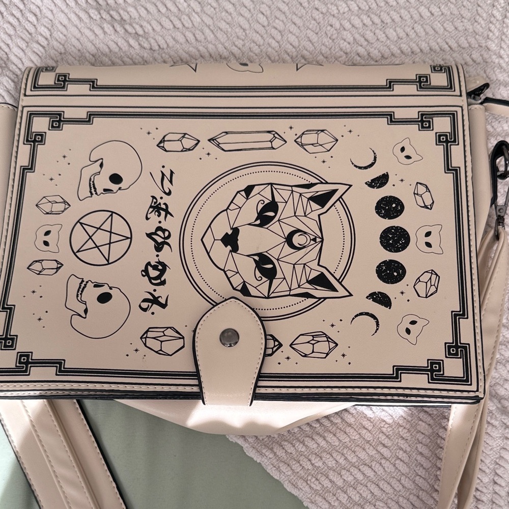 Geometric Cat Design Crossbody Bag